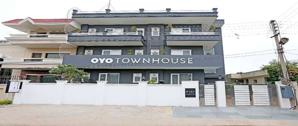 Oyo Townhouse 018 Medanta Hotell Gurgaon Bekvämligheter bild